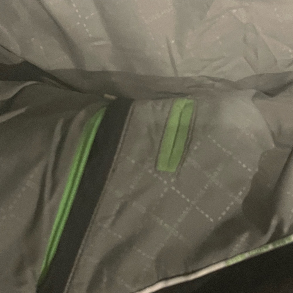 Hugo Boss winter jacket - Picture 6 of 7